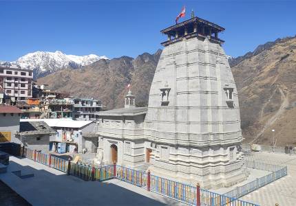 Hemkunt Sahib Darshan Tour