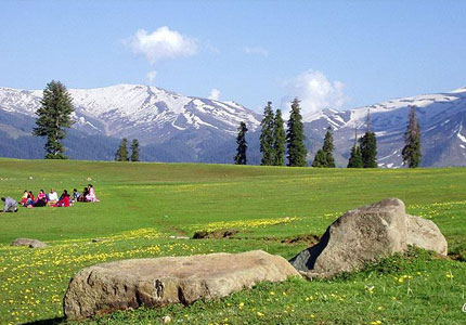 Kashmir Paradise with Gulmarg & Srinagar